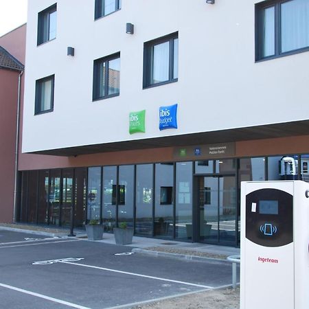 Ibis Budget Valenciennes Petite Foret Bagian luar foto