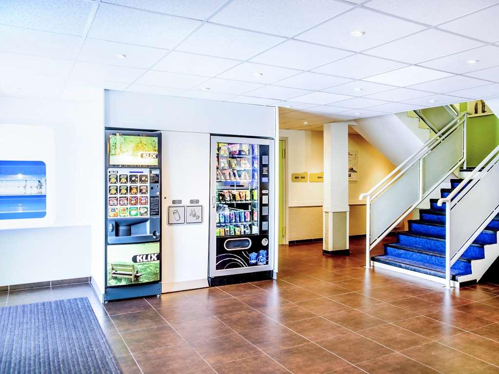 Ibis Budget Valenciennes Petite Foret Bagian luar foto