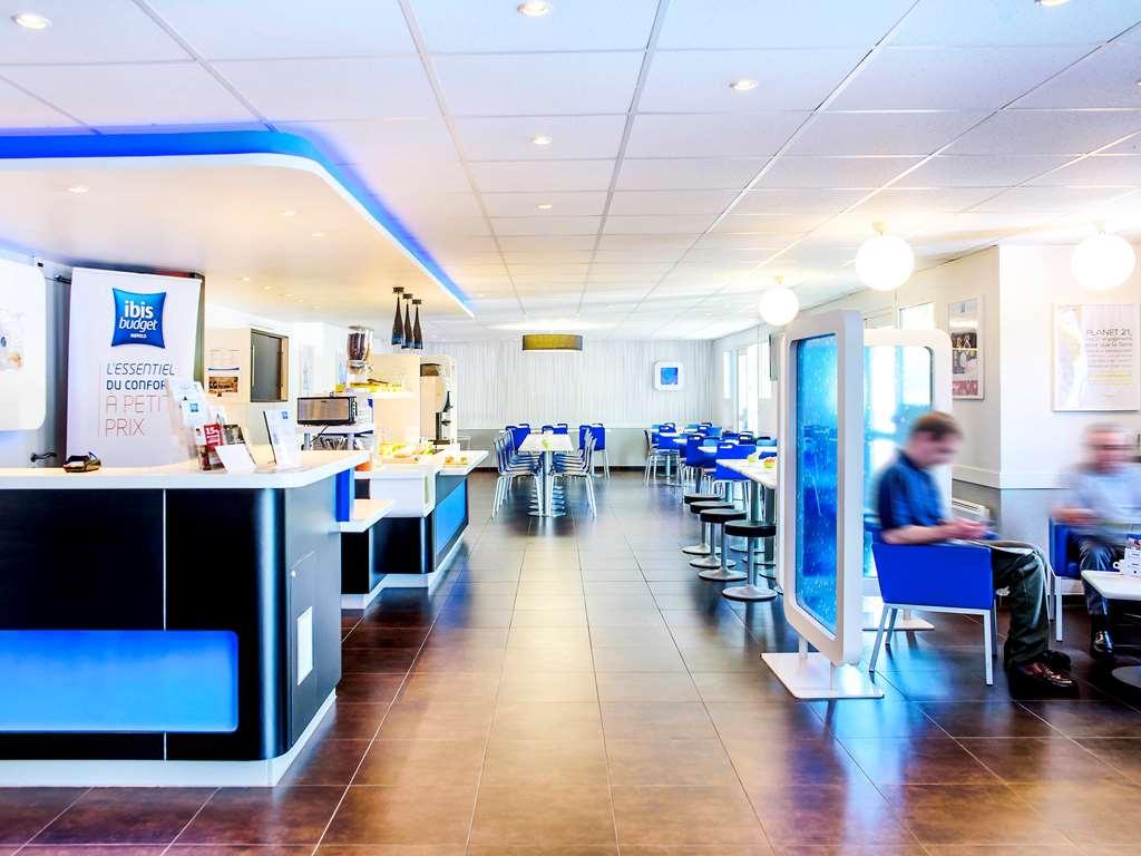 Ibis Budget Valenciennes Petite Foret Bagian luar foto